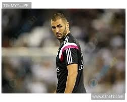 塔图姆遭遇四次垫脚事件引发关注